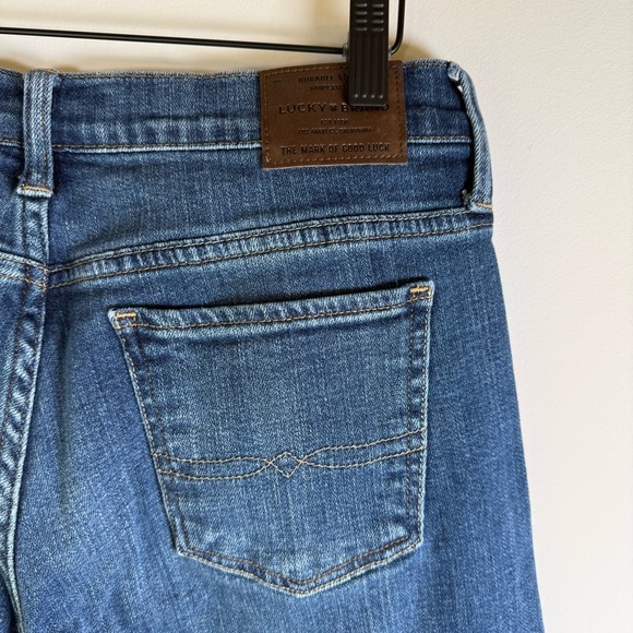 Lucky Brand Women's Easy Rider Dark Wash Basic Denim Blue Jeans Ankle Size 4 27 - Picture 4 of 6